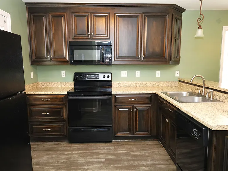 1499 San Bernardino Way — Photo 4