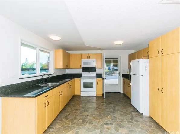 45-154 Kumakua Pl, Kaneohe, HI 96744
