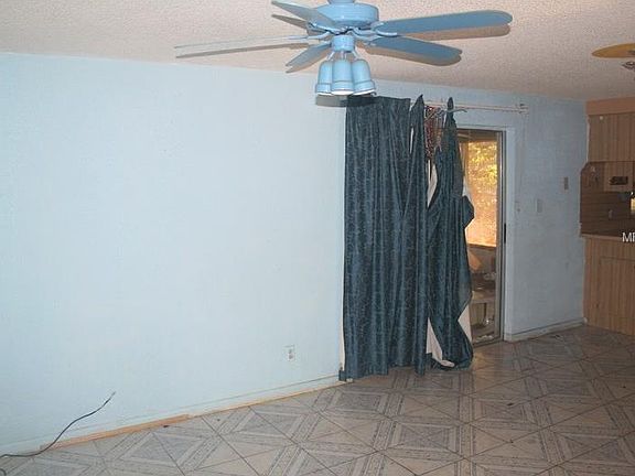 4th image of 2612 S 71st St