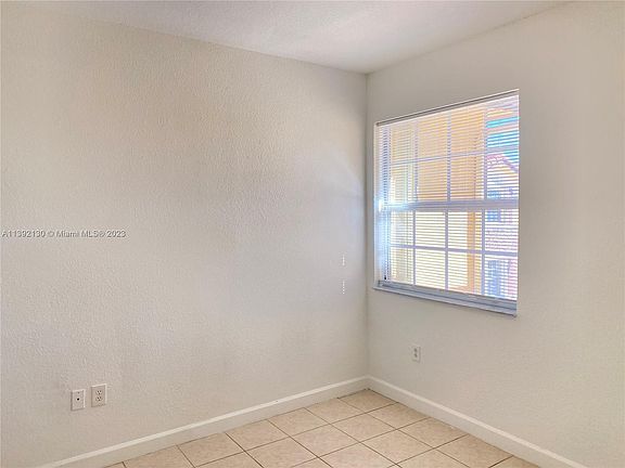 5th image of 1490 NE 33rd Ave Unit 105
