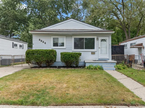 8938 Hugh St, Livonia, MI 48150
