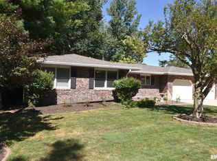 8712 N East Ct, Peoria, IL 61615