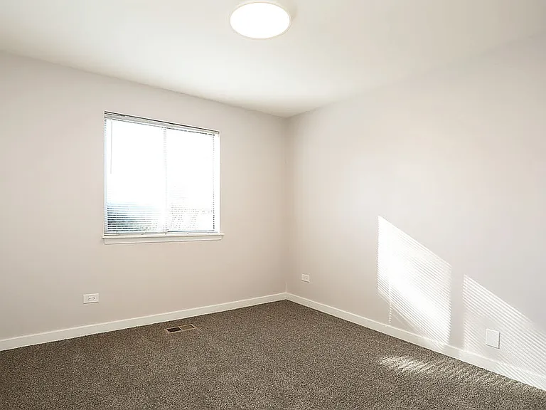 675 Greenfield Ct #D1 — Photo 11