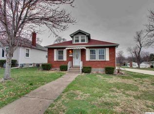 1325 Lind St, Quincy, IL 62301