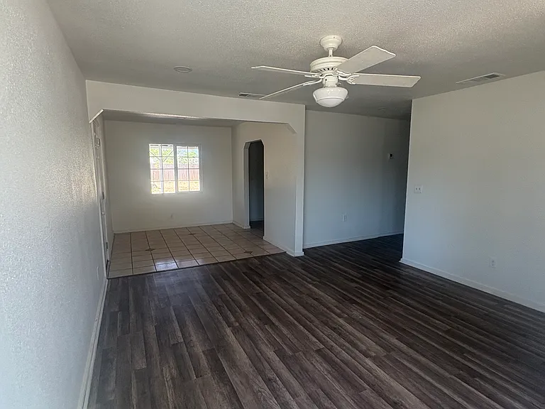 1517 N Millbrook Ave — Photo 3