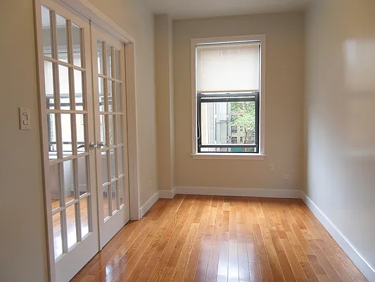 Rented by Stonehenge NYC LLC | media 213