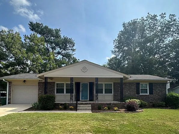 11017 Crestfield Dr SE, Huntsville, AL 35803