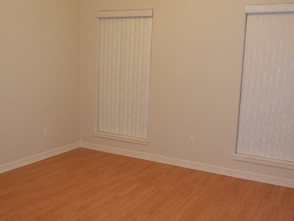 5th image of 4608 Ebony Ave
