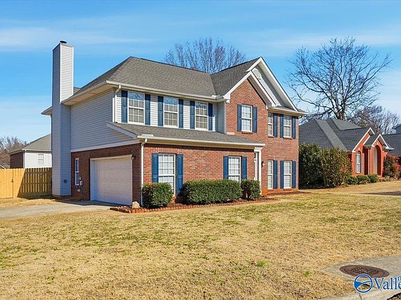 3rd image of 325 Bradford Farms Dr