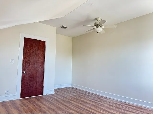 286 Grove St #3R — Photo 9