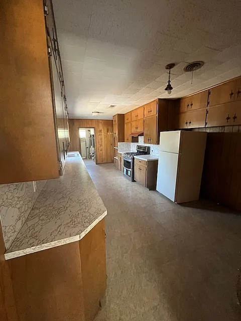 1364 Clinton Place - 1 — Photo 3