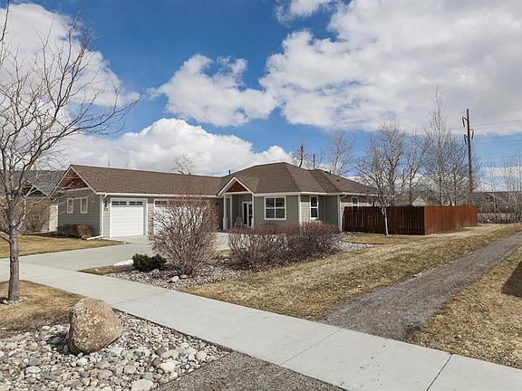 3rd image of 218 Cedar Wood Cir