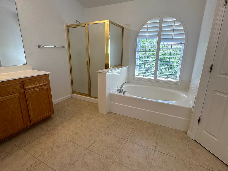 70 Jade Tree Cir — Photo 28