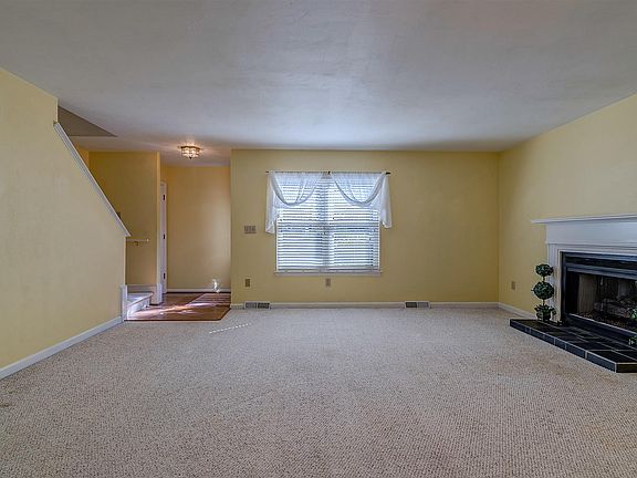 4th image of 6972 Sweet Cherry Ct