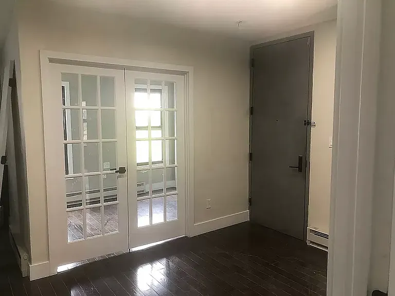 199 Freeman St #3F — Photo 3