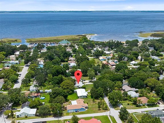 3rd image of 314 Florida Ave