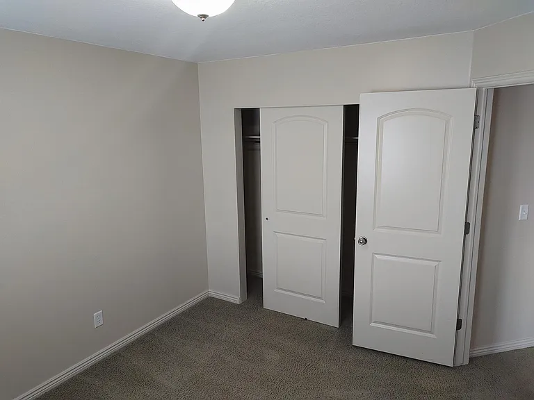 104 Seminole Dr #1 — Photo 21