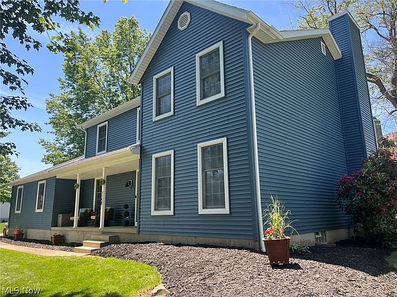 2nd image of 1158 Stonecrest Dr
