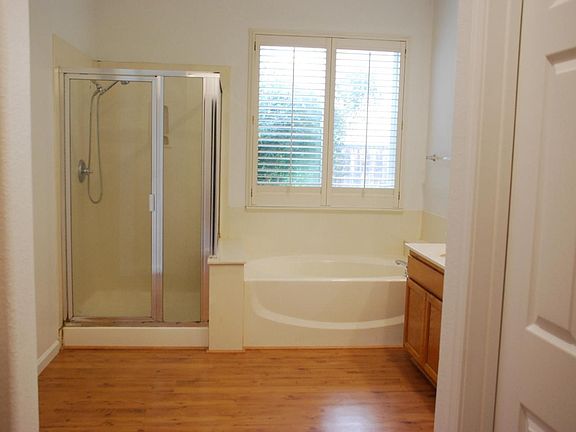 3rd image of 1232 Annamarie Way