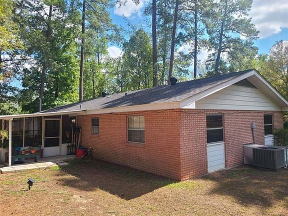 4th image of 155 Cinnamon Oak St