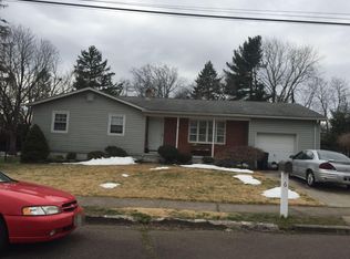 6 Lisa Ct, Hamilton, NJ 08690