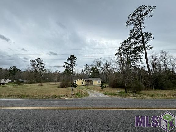 2nd image of 17205 State Highway 16
