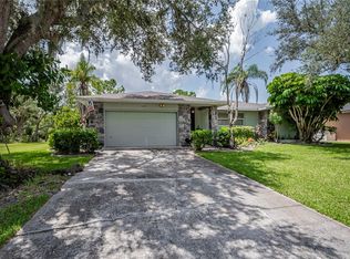 16625 Acapulco Rd, Punta Gorda, FL 33955