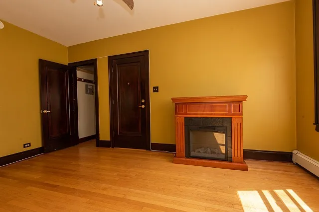 3415 N Hamlin Ave #2W — Photo 8