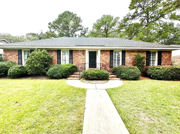 613 Partridge Dr, Albany, GA 31707