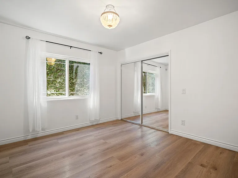 1210 Swarthmore Dr — Photo 37