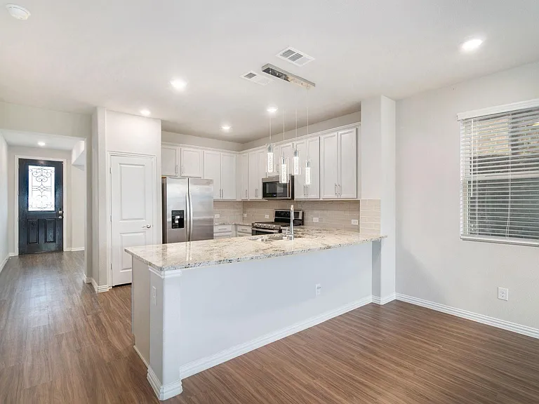1820 Cinnamon Trl — Photo 6