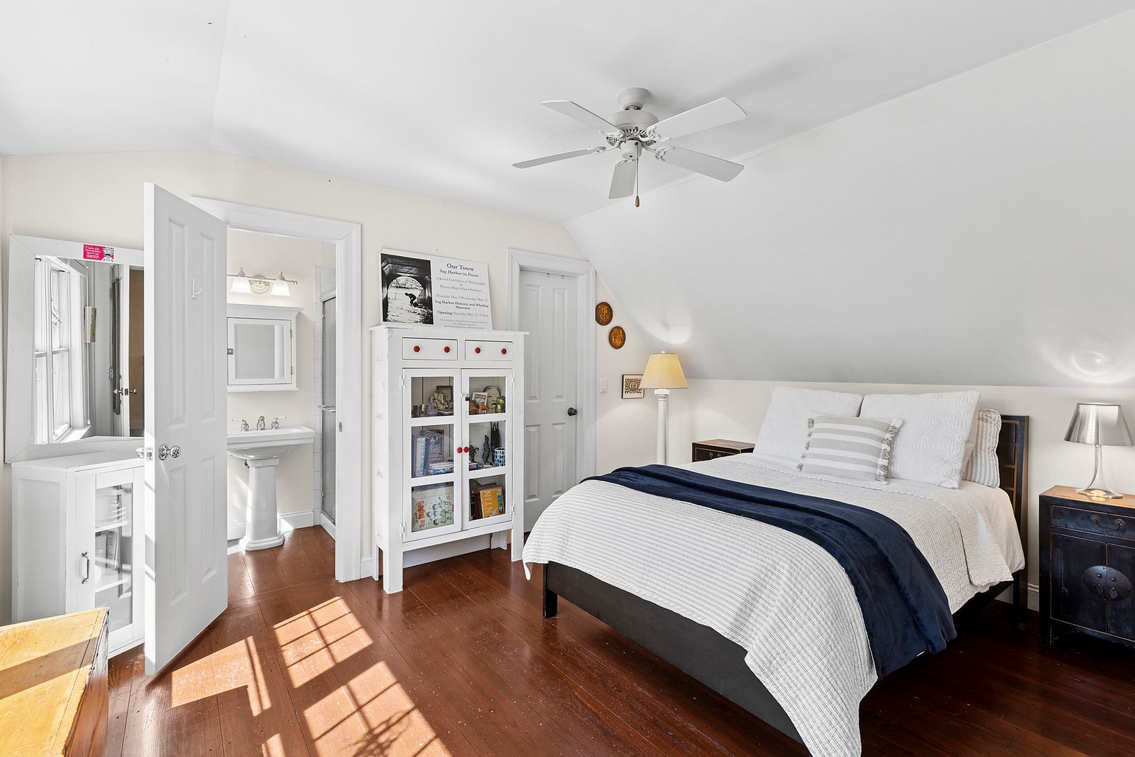 Second floor ensuite bedroom