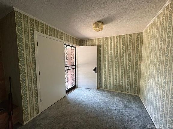 3rd image of 1800 S Grady St