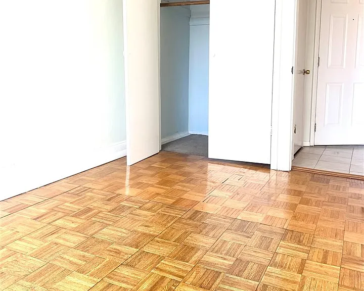 218 Newark Ave #4 — Photo 14