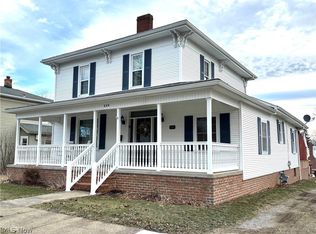 226 S Elm St, Columbiana, OH 44408