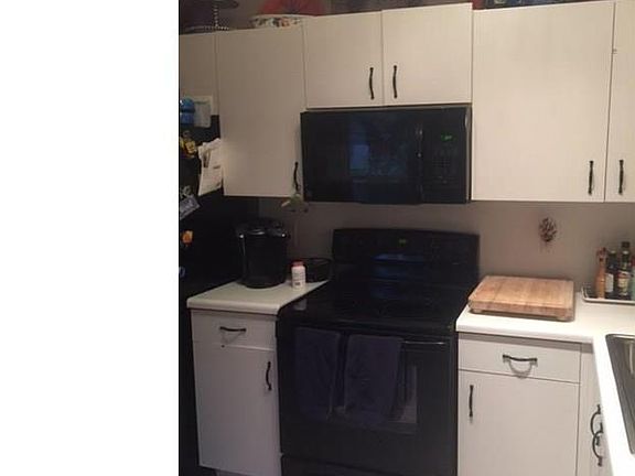 5th image of 17935 SW 10th Ct