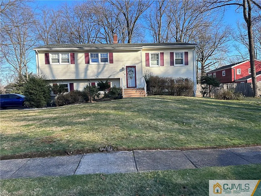 6 Stewart Ave photo 1