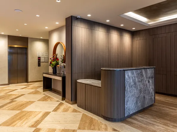 220 East 72nd Street image 18 of 19