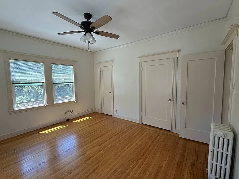 2320 Haste St #15 — Photo 7