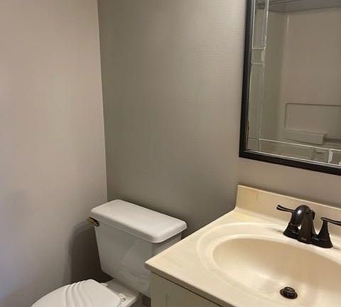 2nd image of 6108C Hoskins Hollow Cir