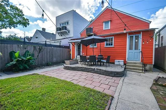 4427 Annunciation St — Photo 27