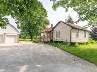 22545 Pratt Rd, Armada, MI 48005