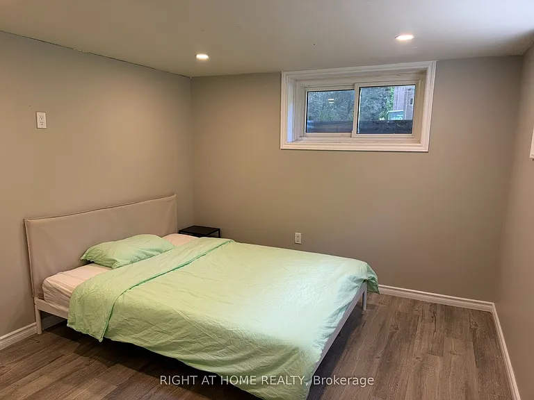 42 Oneida Rd — Photo 11