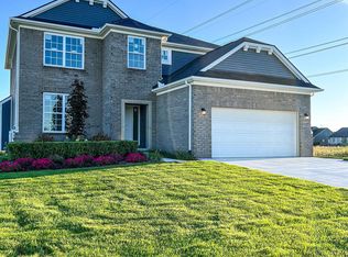 72221 Fisher Rd, Romeo, MI 48065