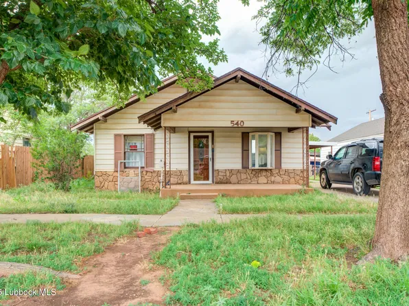 540 W Lynn St, Slaton, TX 79364