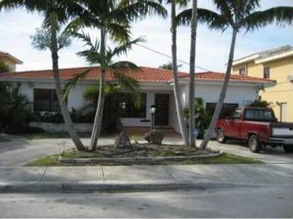1730 S Treasure Dr, North Bay Village, FL 33141