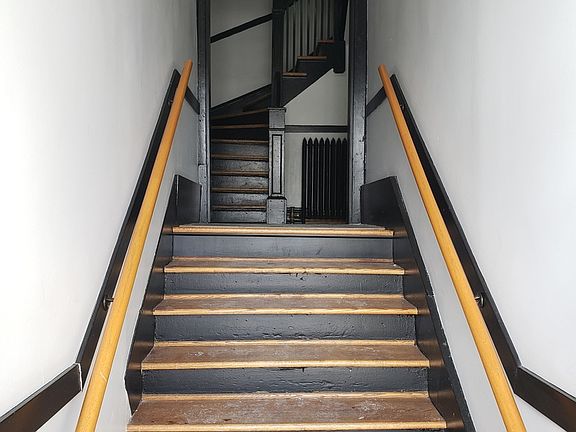 2nd image of 306 N Kedzie Ave #1