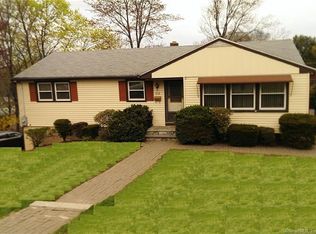 215 Bamford Ave, Waterbury, CT 06708