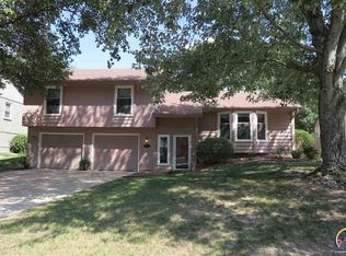 3106 SW Tutbury Town Rd, Topeka, KS 66614