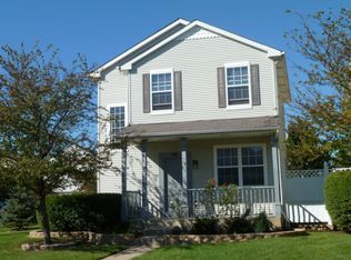 66 Freesia Dr, Romeoville, IL 60446